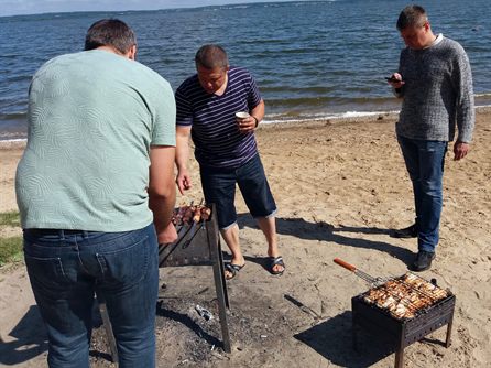 Шашлычок на Минском море — фото 7